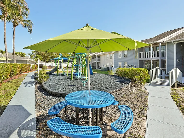 Cypress West Apartments — Photo 25