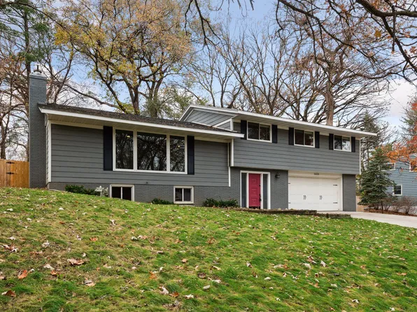 16520 Canterbury Dr, Minnetonka, MN 55345