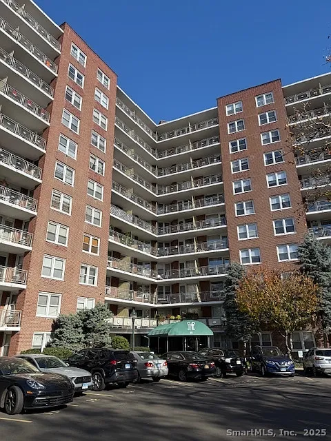 91 Strawberry Hill Avenue APT 1127 photo 1