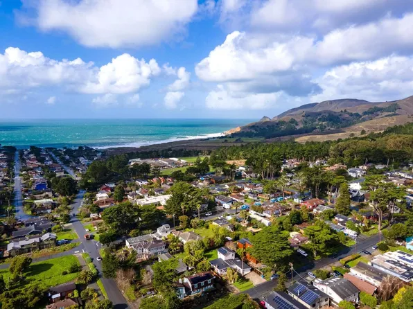 1160 Cedar St, Montara, CA 94037