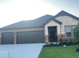 210 Navajo Trl, Alvarado, TX 76009