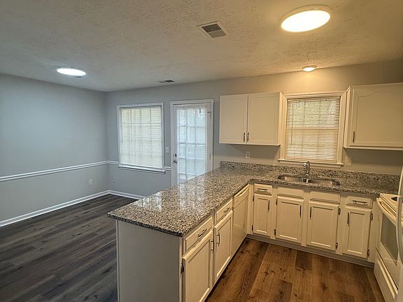 5th image of 4363 Redgate Rd