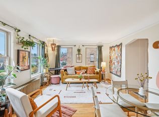 1427 3rd Ave W APT 12, Seattle, WA 98119