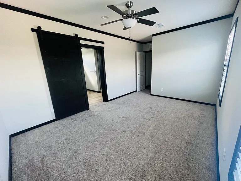 743 Chalet Ave — Photo 13