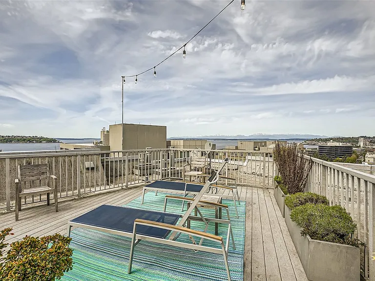 76 Cedar St #502 — Photo 21
