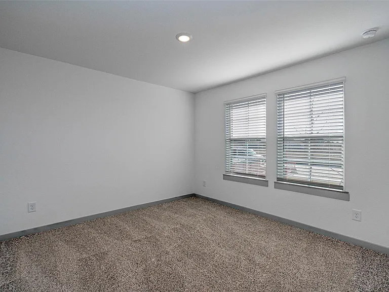 13922 Bay Crst — Photo 7