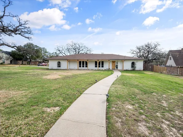 3310 Country Club Rd, Arlington, TX 76013