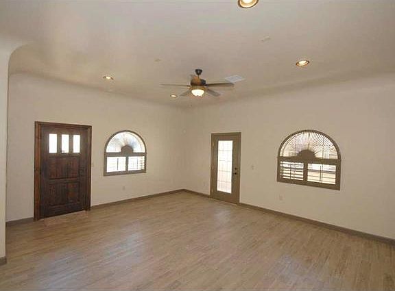3rd image of 6350 Escondido Dr APT D12