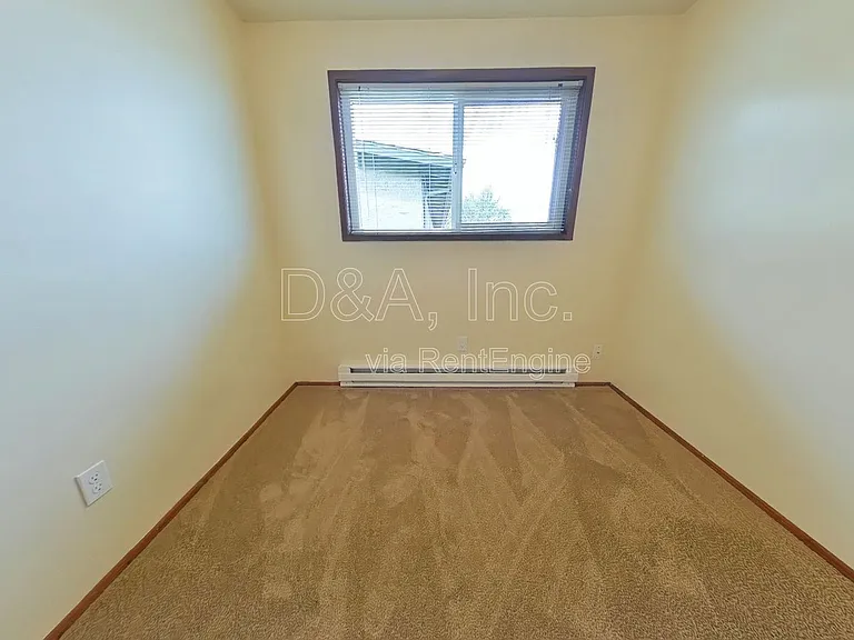 2014 S Main St #6 — Photo 9