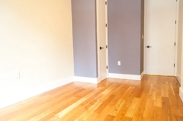 Rented by Nooklyn NYC LLC | media 113