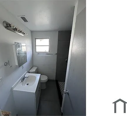 1029 Adams St #1 — Photo 15