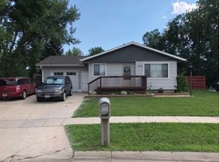 3250 Hall St, Rapid City, SD 57702