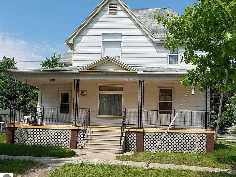 1st image of 311 N Walnut St