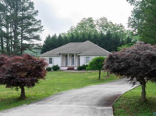 903 S Scott St, Scottsboro, AL 35768
