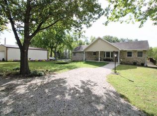 5167 Titchenal Rd, Brighton, IL 62012