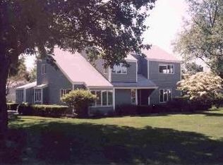 161 Salt Meadow Rd, Fairfield, CT 06824