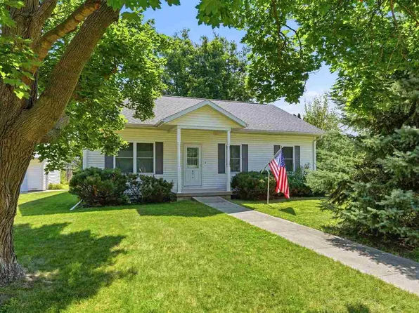 834 S 9th Ave, Washington, IA 52353