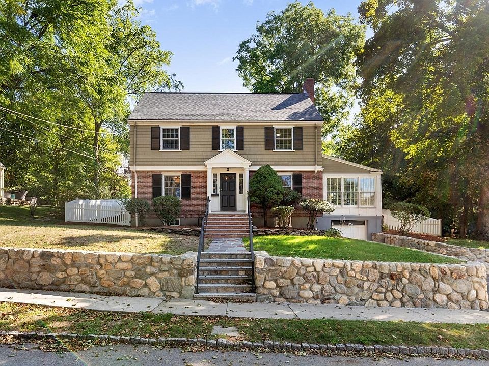 1st image of 30 Allen Rd