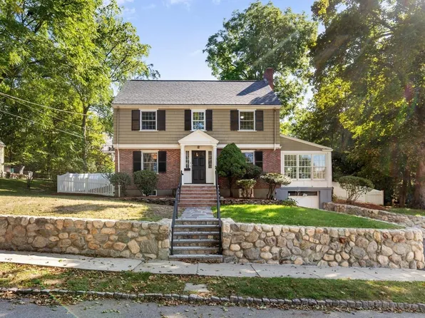 30 Allen Rd, Winchester, MA 01890