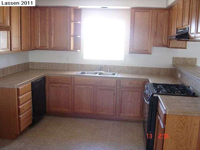 2nd image of 744-065 Pickens Rd