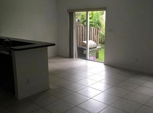 331 SW 2nd Ave, Hallandale, FL 33009