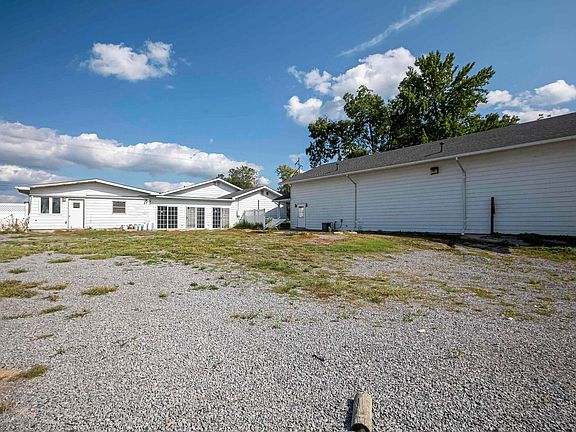 5th image of 3751 N State Highway 148