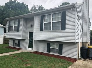 214 Turnwood Ct, Glen Burnie, MD 21061