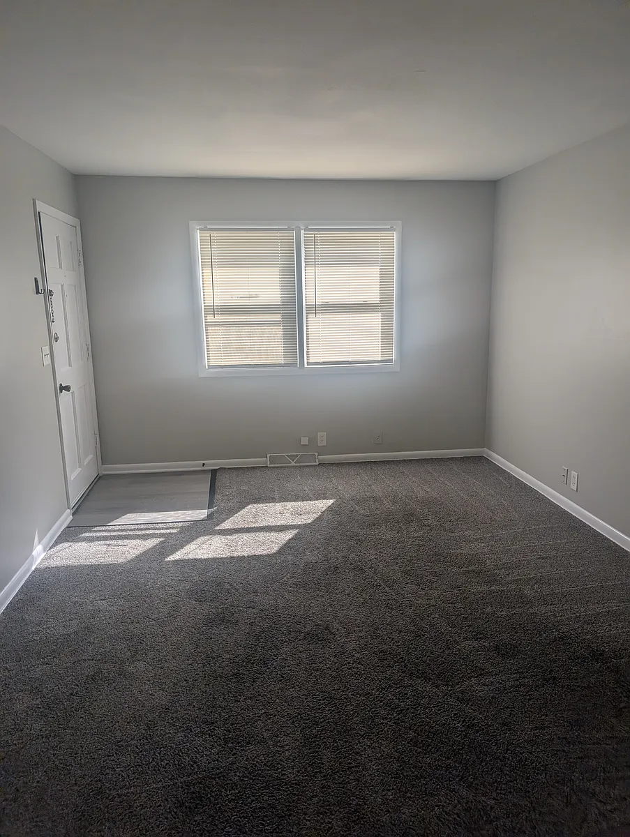 Building Photo - 2717 Avenue A #4