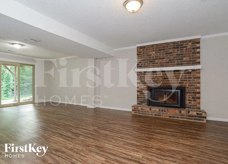 6733 NW Sioux Dr — Photo 5
