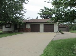485 Clinton Ct, Amherst, WI 54406
