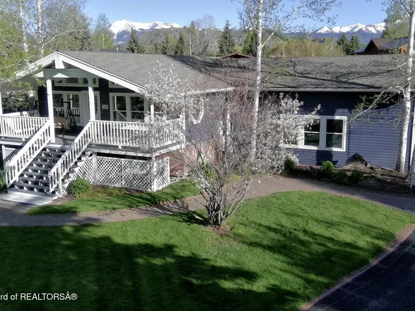 3048 Rangeview Dr, Jackson, WY 83001
