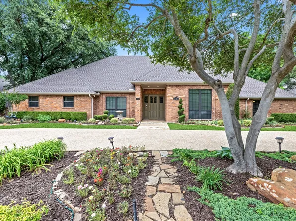 5819 Edinburgh St, Dallas, TX 75252