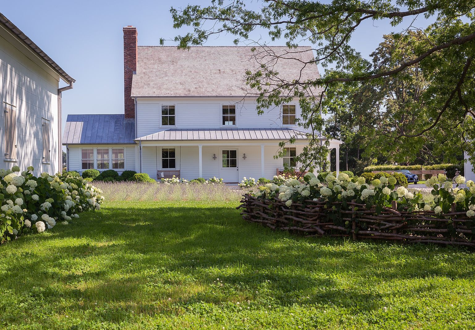 8 Cobbetts Ln, Shelter Island, NY 11964 | Zillow