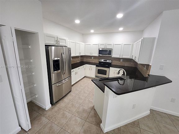4th image of 13973 SW 276th Way