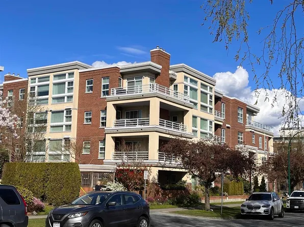 2105 W 42nd Ave #214, Vancouver, BC V6M 2B7