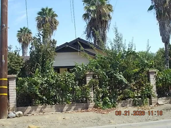 15634 Beechwood, Ivanhoe, CA 93235