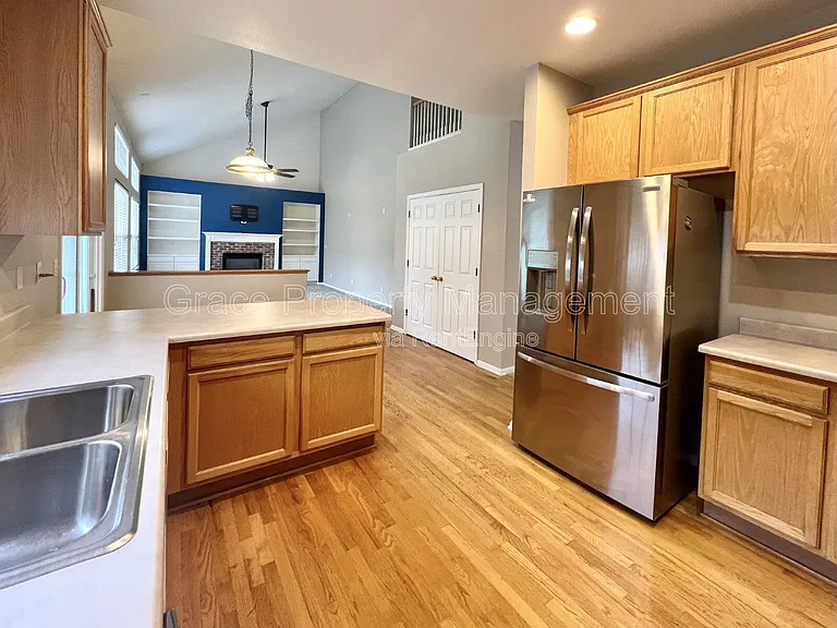 22192 Pebble Brook Ln — Photo 9