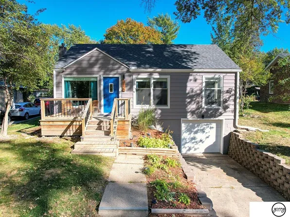 3120 S 44th St, Lincoln, NE 68506