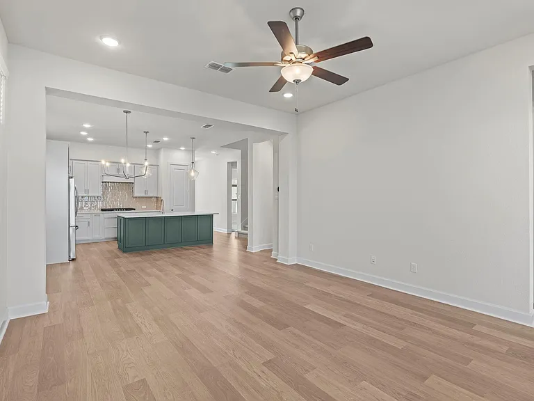 2718 Cottage Pl — Photo 10
