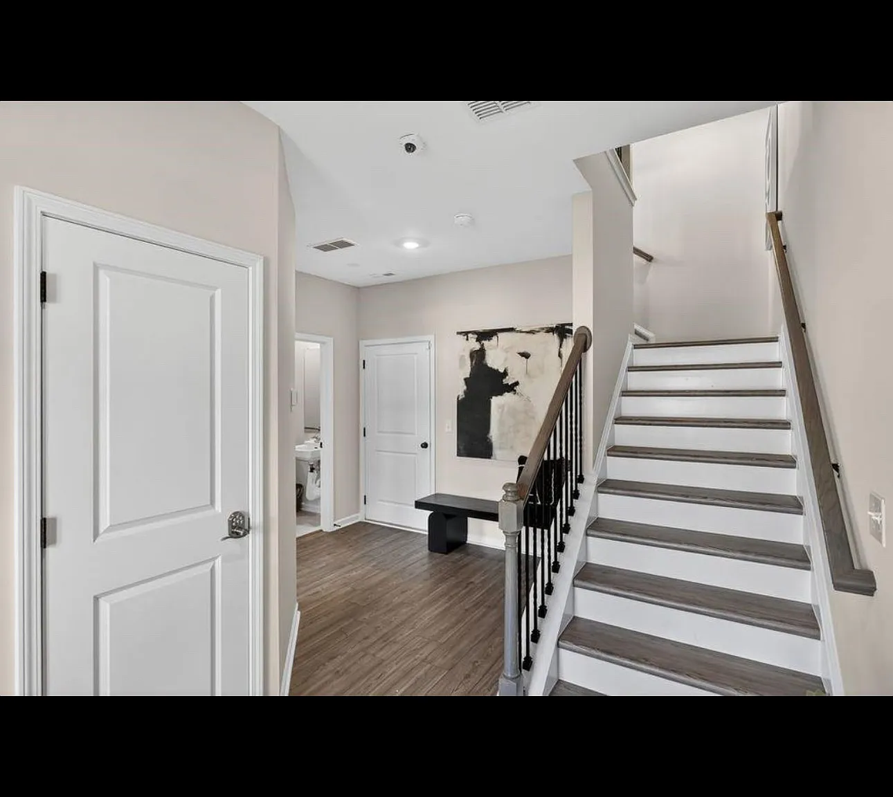 2732 Dreycott Ln — Photo 3