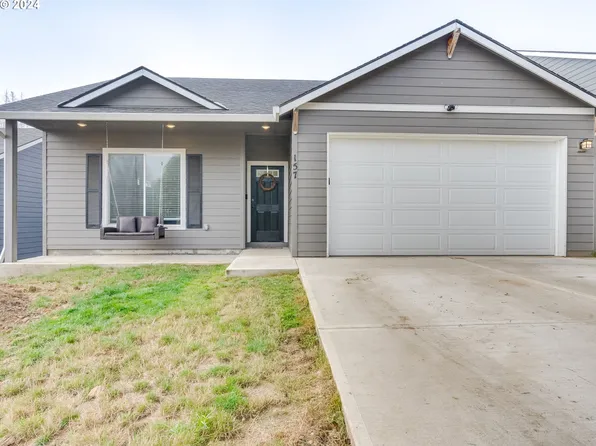 157 E St #H, Vernonia, OR 97064