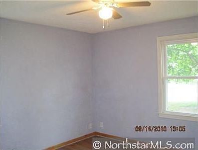 5th image of 4427 Vera Cruz Ave N