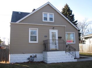 8605 40th St, Lyons, IL