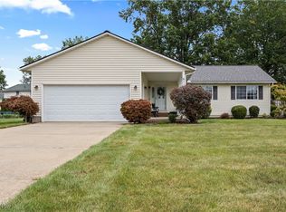 611 Bartish Dr, Amherst, OH 44001