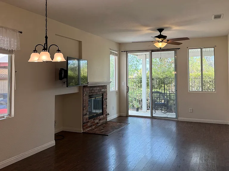 31081 Bunker Dr — Photo 5