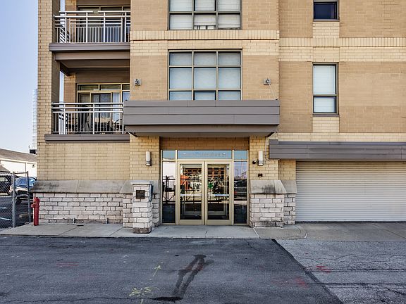 5th image of 802 N Meridian St Unit 103