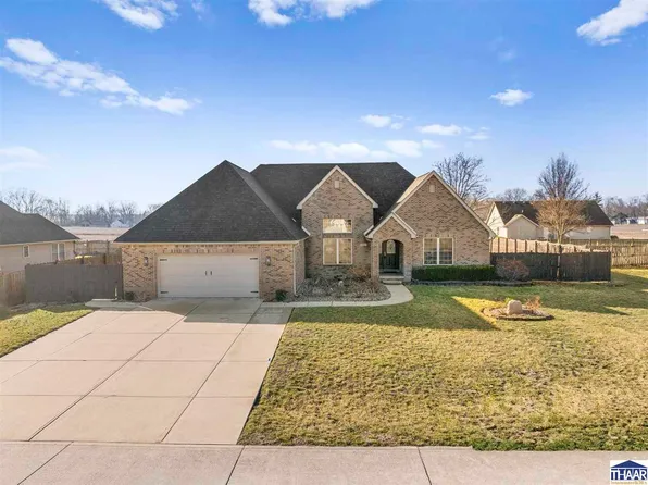 1864 Oakridge Pkwy S, Terre Haute, IN 47802