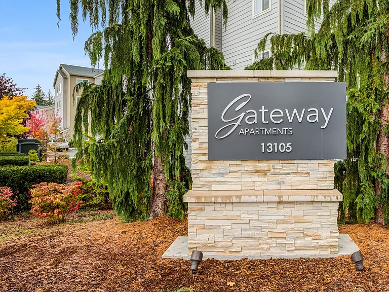 Gateway Apartments — Photo 1