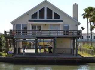 21712 Deaf P Smith Dr, Galveston, TX 77554