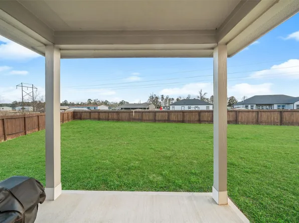 14156 Kamilia Rd, Conroe, TX 77306